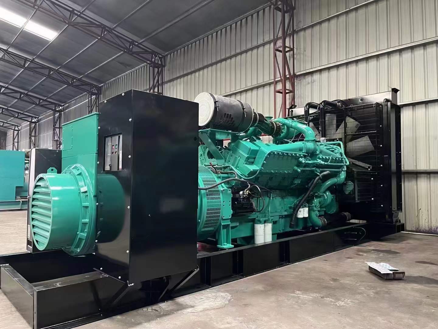将乐如何降低 800kW 柴油发电机输出电流的波动？